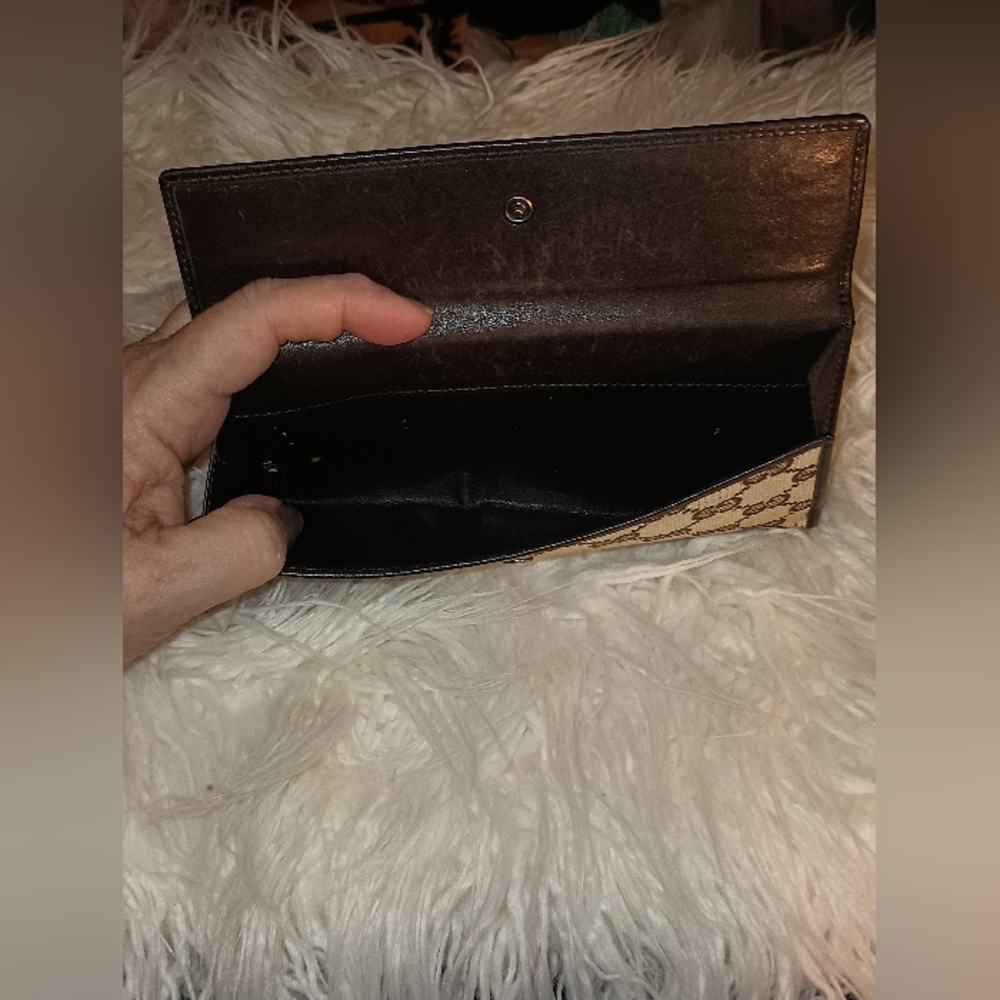 Gucci GG Continental Wallet With Horsebit Clasp - Picture 9 of 14